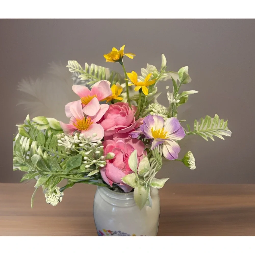 New Dolly Parton Wildflower Spring 2026 Floral Arrangement Butterfly Jar‎